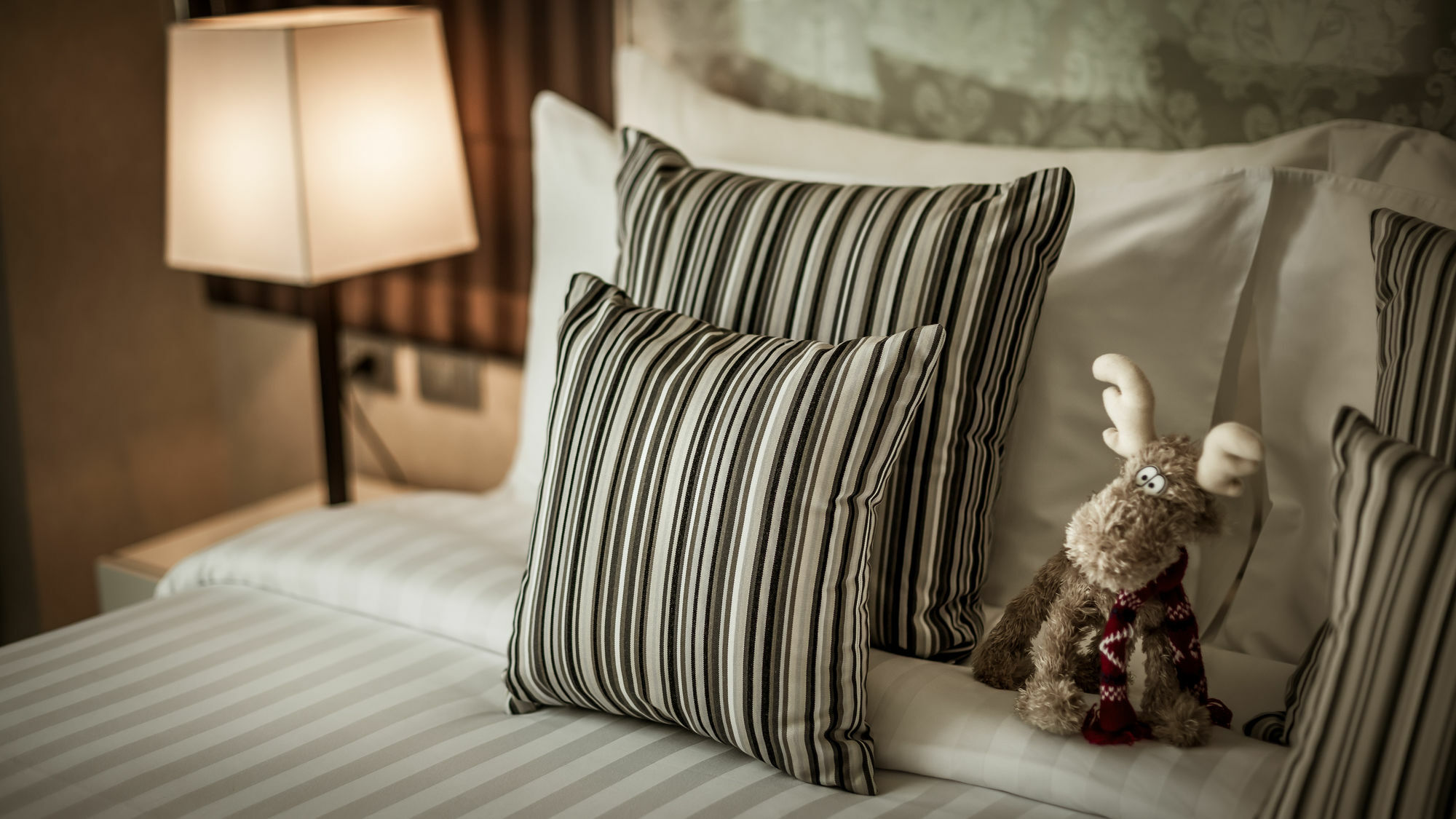 Arcadia Residence Ploenchit By Compass Hospitality Bangkok Eksteriør bilde