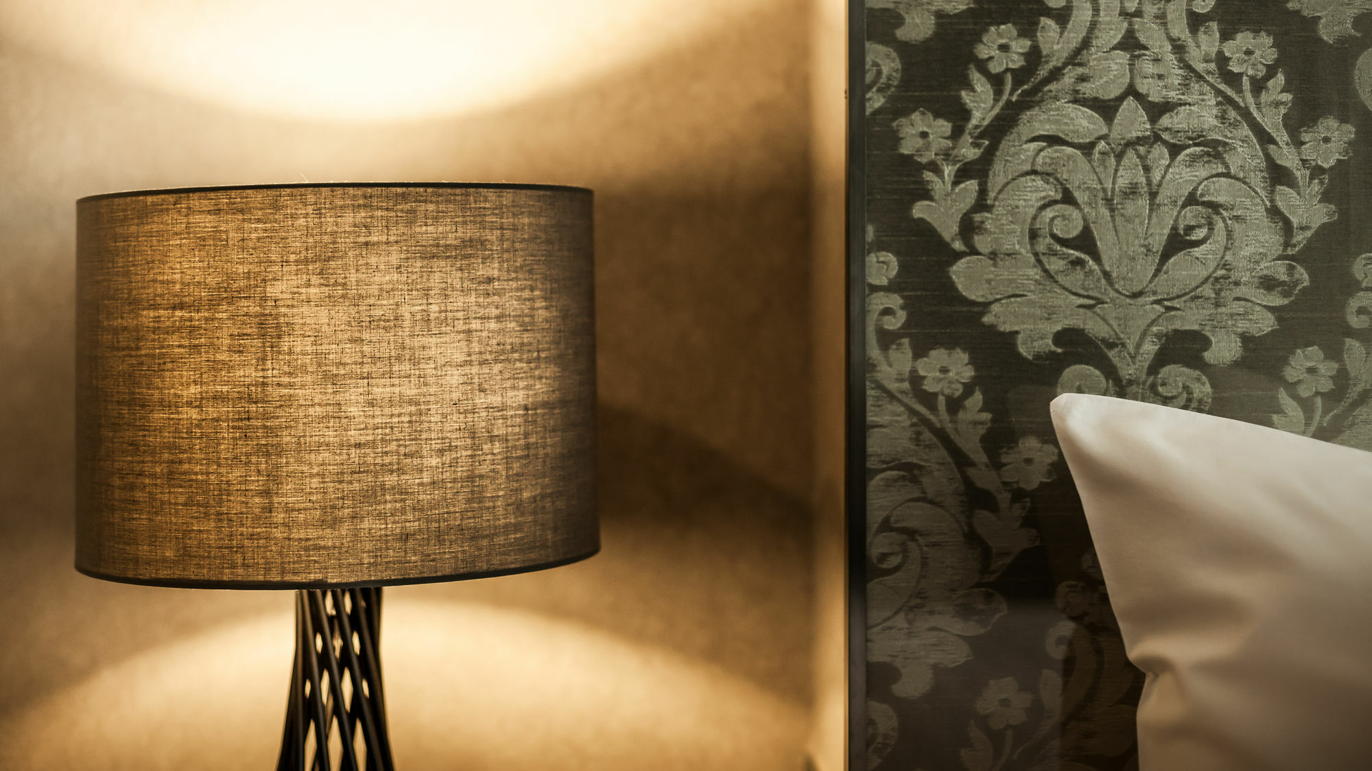 Arcadia Residence Ploenchit By Compass Hospitality Bangkok Eksteriør bilde