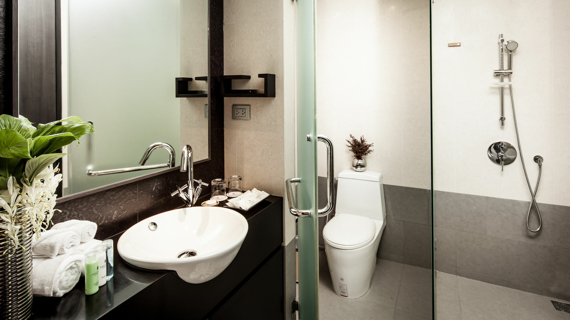 Arcadia Residence Ploenchit By Compass Hospitality Bangkok Eksteriør bilde